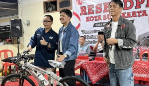 Jabat Ketua DPC, Keponakan Jokowi Gabung PSI