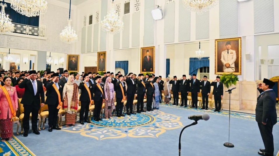 Presiden Prabowo Anugerahkan Tanda Kehormatan Kepada 141 Tokoh