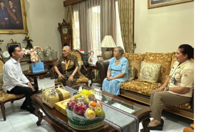 Minta Wejangan Wapres Gibran Silaturahmi ke Kediaman Try Sutrisno